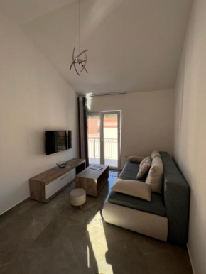 Luna Apartment
